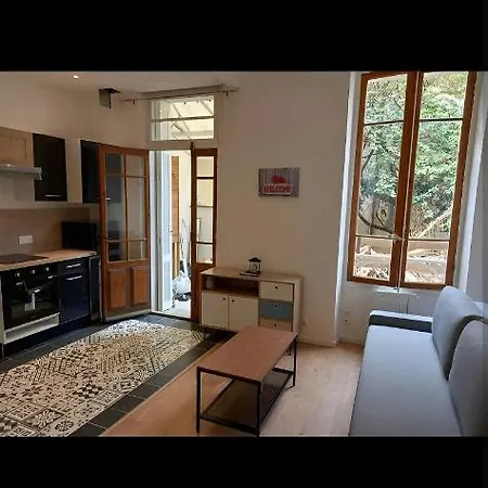 La Calme Terrasse Hyères