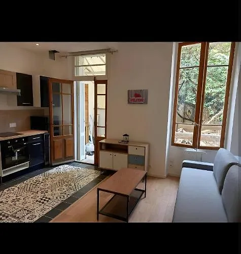 La Calme Terrasse Hyères